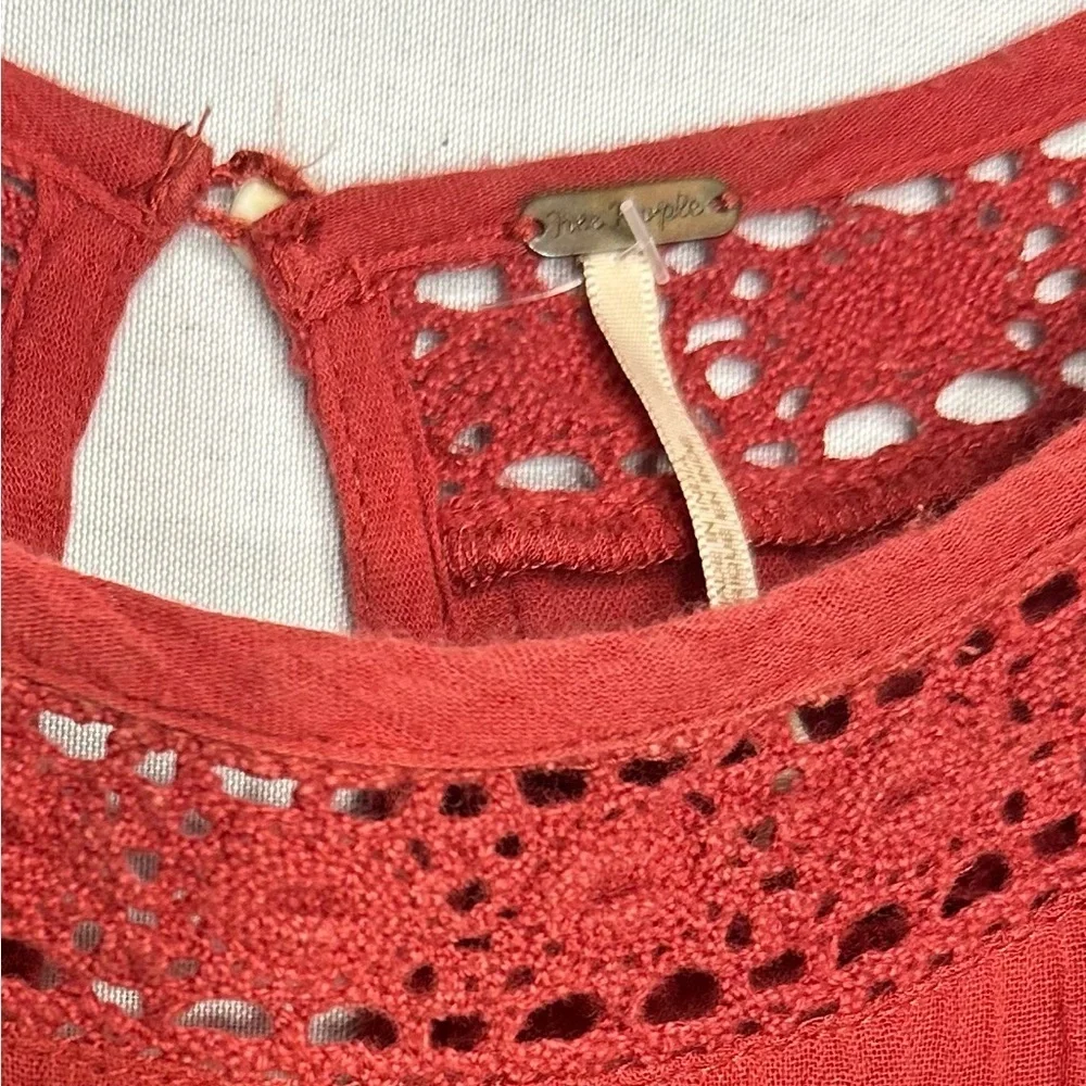 FREE PEOPLE Embroidered Red Women's Top size S pre owned Exellent condition.
